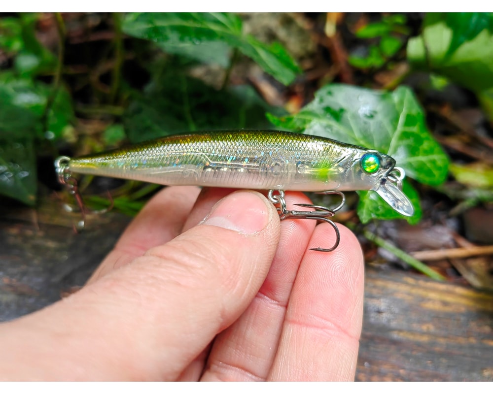Damiki Axe Serpent 75 SP 304H Sp Ayu — szczegóły przynęty, pełny kadr, Rybomania.pl