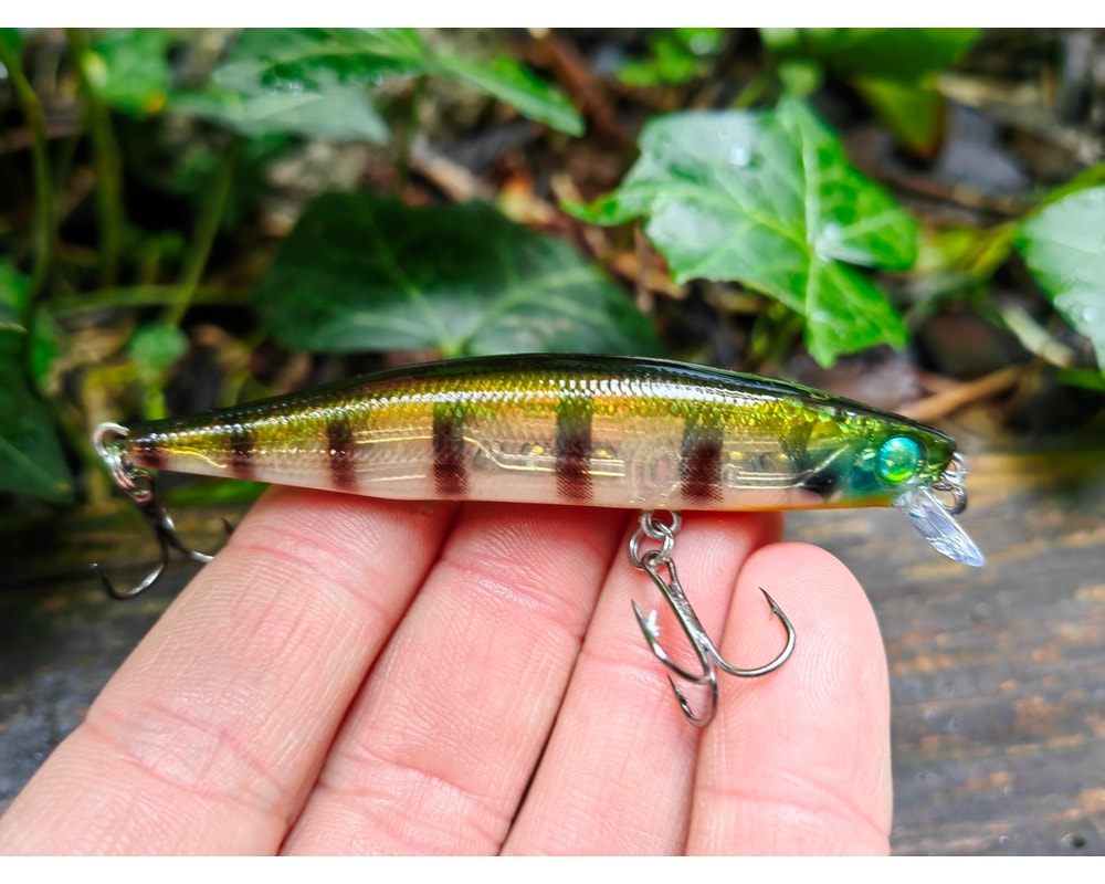 Damiki Axe Serpent 75 SP 348T Mysterious Gill — szczegóły przynęty, pełny kadr, Rybomania.pl