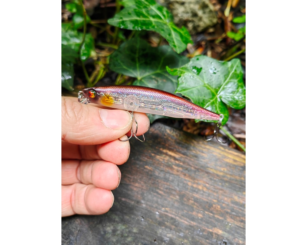 Damiki Axe Serpent 75 SP Różowy — kod do potwierdzenia — szczegóły przynęty, pełny kadr, Rybomania.pl
