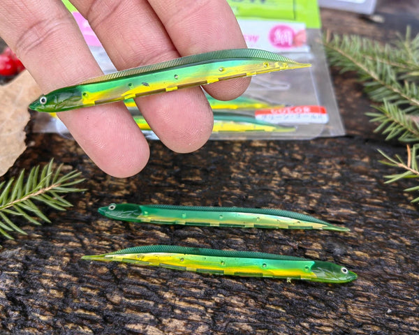 Pintail Fish Arrow Flash-J Shirasu 3″ SW — #149 Green/Gold, 5 szt.