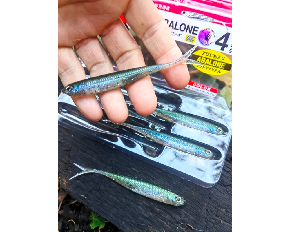 Fish Arrow Flash-J Split Abalone 4″ AB03 — opakowanie i oznaczenie koloru, zdjęcie Rybomania.pl