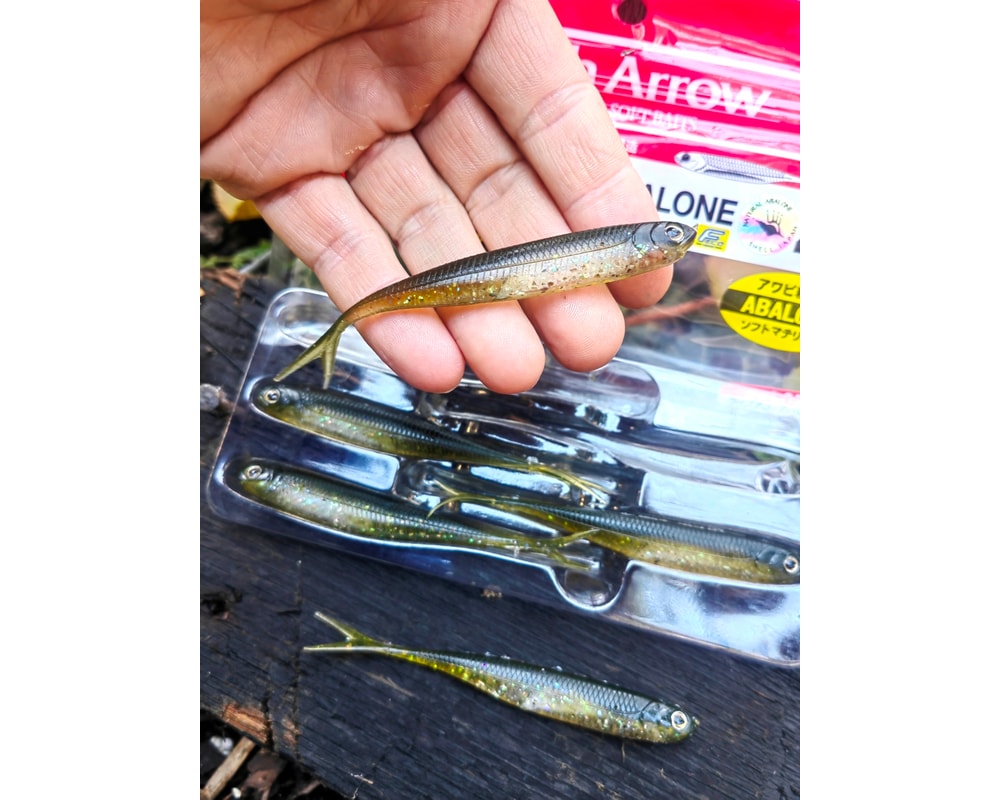 Fish Arrow Flash-J Split Abalone 4″ AB01 — opakowanie i oznaczenie koloru, zdjęcie Rybomania.pl