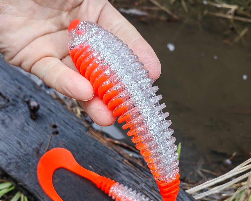 Kopyto Twister Shemaya TT 22 cm 26 gr. #R5 — poziome zdjęcie główne JPG001