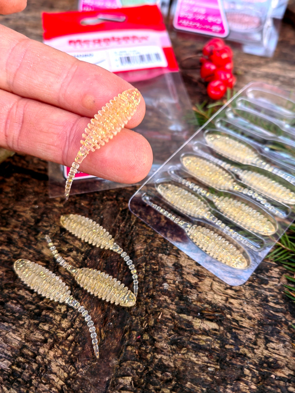 Megabass Dr. CHORO 2″ 2″ / około 5 cm — CLEAR / GOLD FLAKE — zdjęcie 2