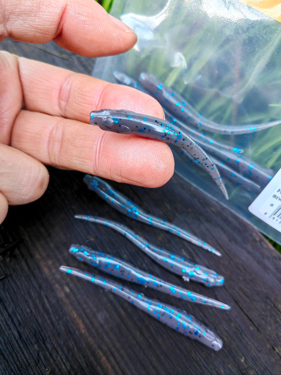 Megabass HAZEDONG 3″ #06 Biwako Yoshinobori — 10 szt. — zdjęcie produktu 3