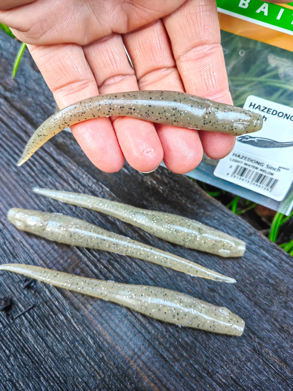 Megabass HAZEDONG 4″ #02 Light Water Melon — 7 szt. — poglądowy kolor na HAZEDONG 5 cali, oferta 4 cale — zdjęcie 3