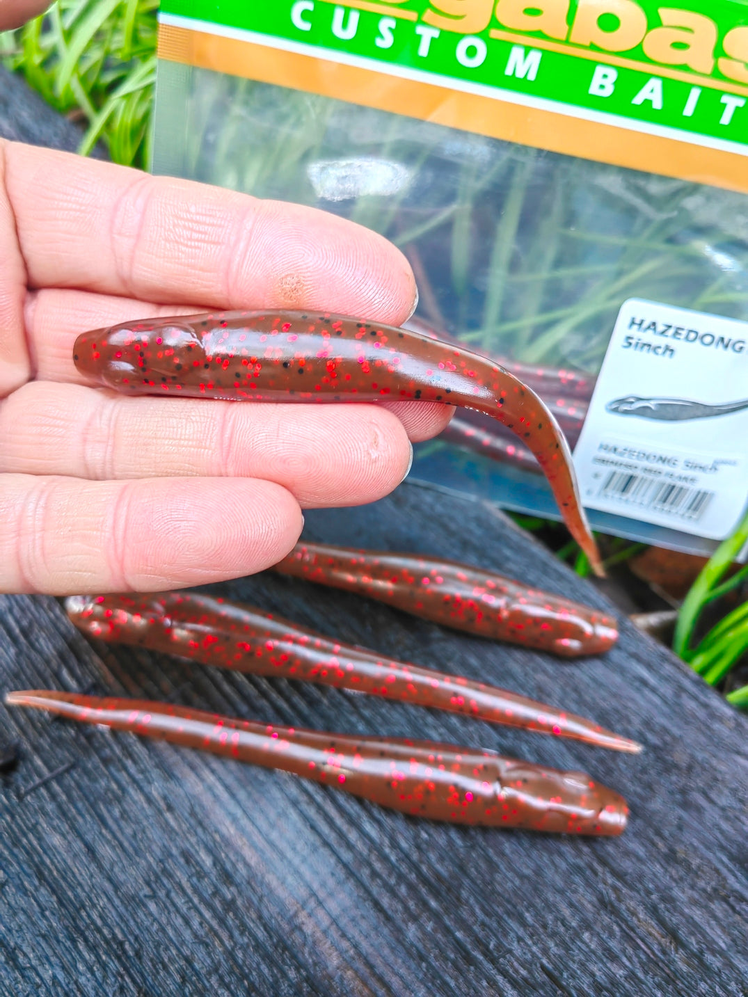 Megabass HAZEDONG 5″ #04 Ebimiso Red Flake — 7 szt. — zdjęcie produktu 3