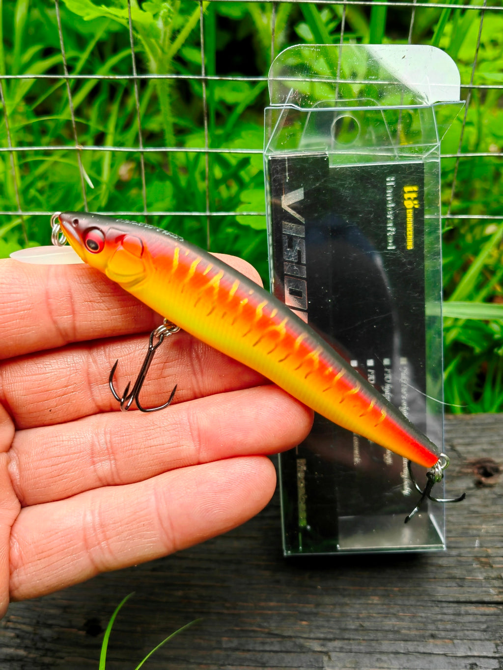 Megabass VISION 95 Q-GO 95 mm 10,6 g — AKA TORA II — zdjęcie główne