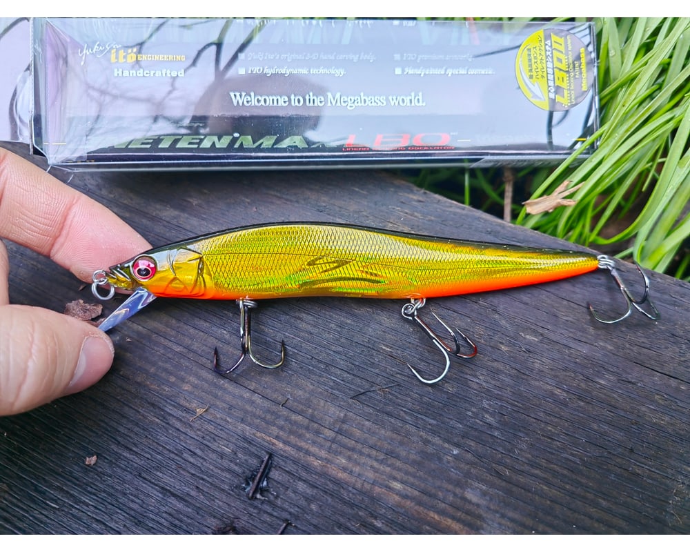 Megabass VISION ONETEN MAX LBO 135 mm — #06 GG MEGABASS KINKURO — zdjęcie 2