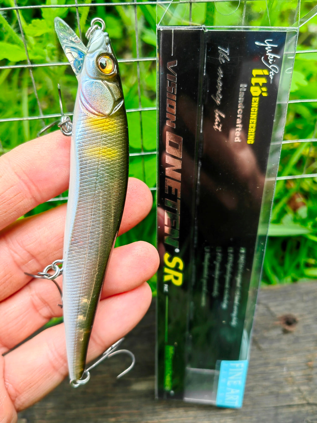 Megabass VISION ONETEN SR 110,5 mm — #03 FA GHOST SE AYU — zdjęcie 2