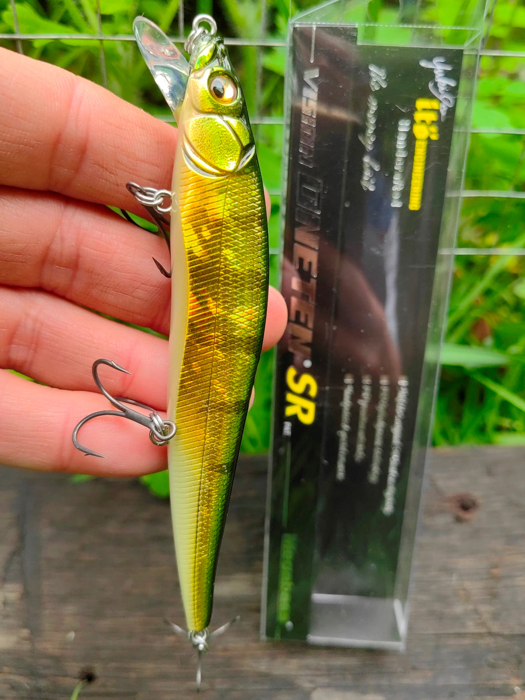 Megabass VISION ONETEN SR 110,5 mm — #08 GG PERCH — zdjęcie 2