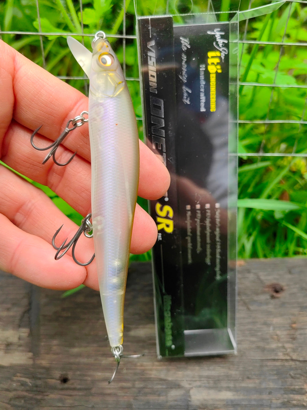 Megabass VISION ONETEN SR 110,5 mm — #14 MAT SHAD — zdjęcie 2