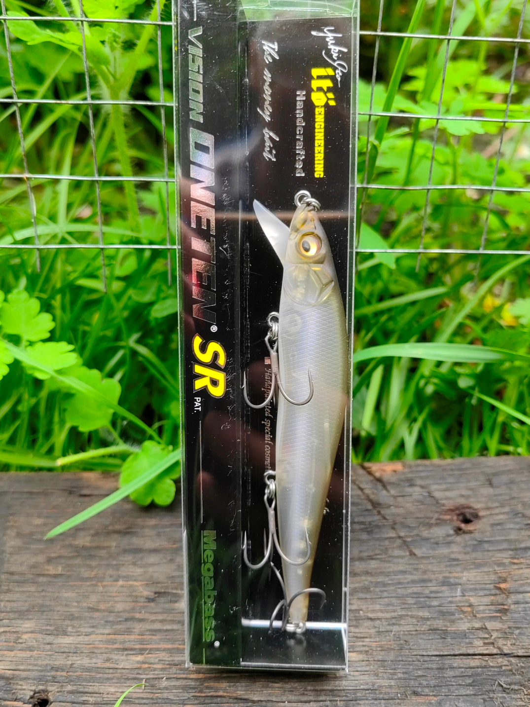Megabass VISION ONETEN SR 110,5 mm — #14 MAT SHAD — zdjęcie 3