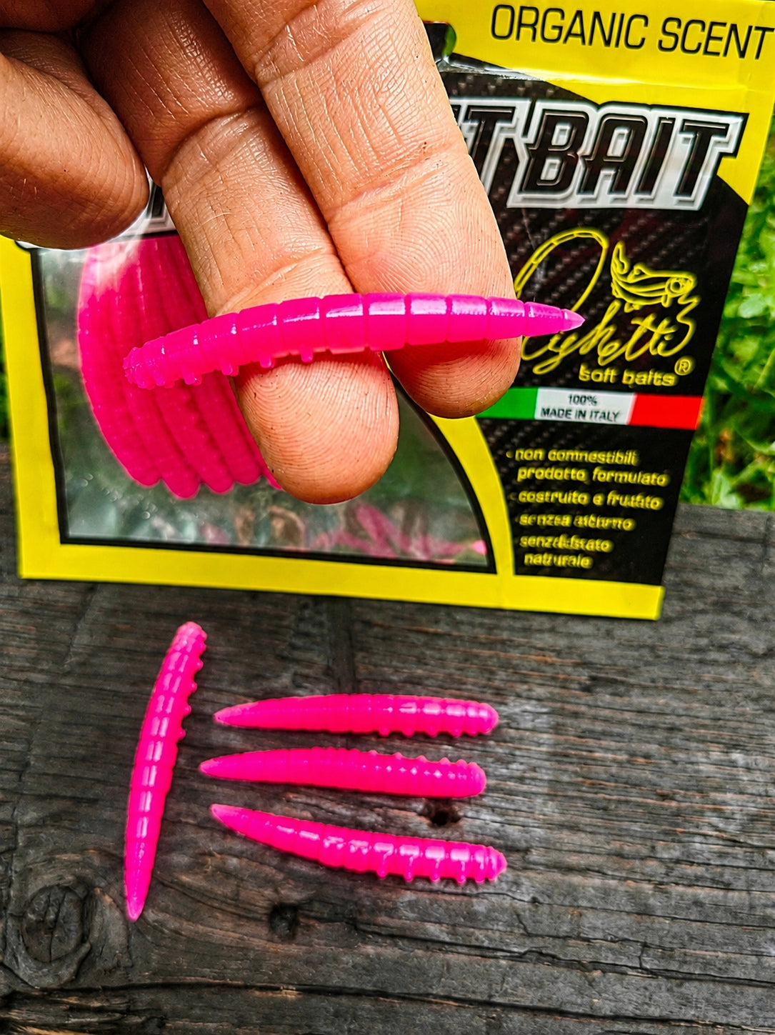 Larwa Kaiman 50 mm Righetti Bait System, kolor FUXIA — #KMR3, zdjęcie 1