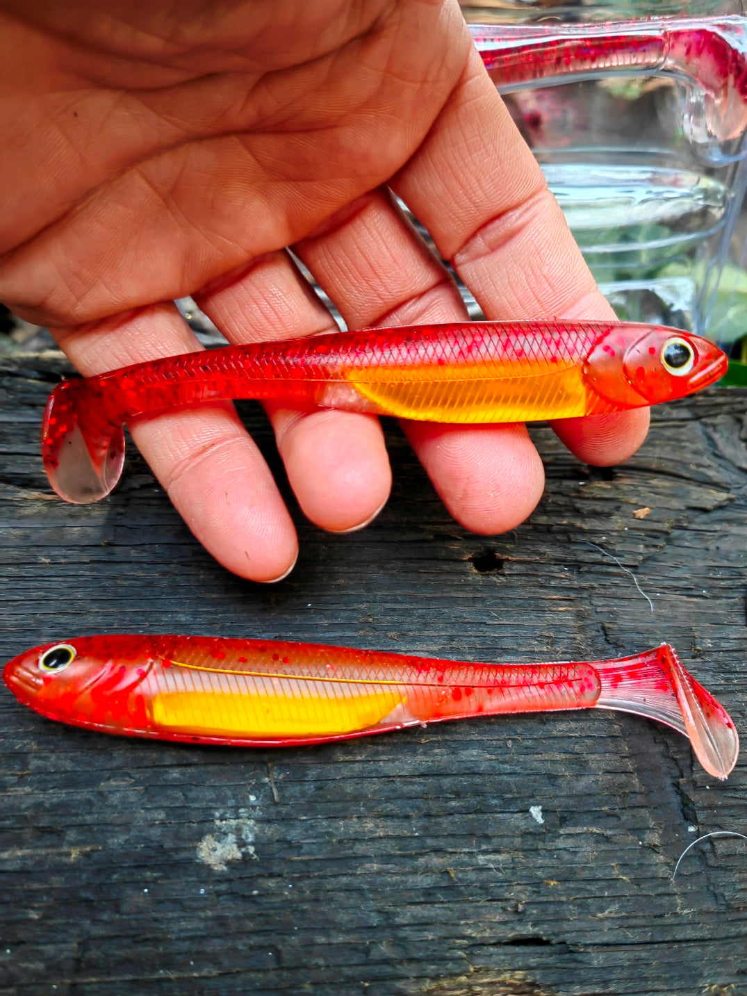 Flash-J Shad 4.5" RED/GOLD #116 — zdjęcie Rybomania