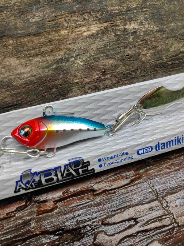 Damiki AxeBlade 30 g — Czerwona głowa, niebieski grzbiet — zdjęcie Rybomania