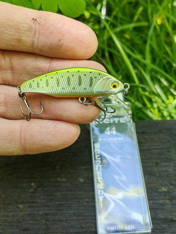 Smith D-Incite 44 — 18 Green Cherry Salmon — zdjęcie Rybomania