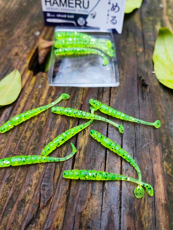 Damiki Hameru Worm A (ST) 2″ — 012 Chartreuse/Silver · 12 szt. — zdjęcie Rybomania