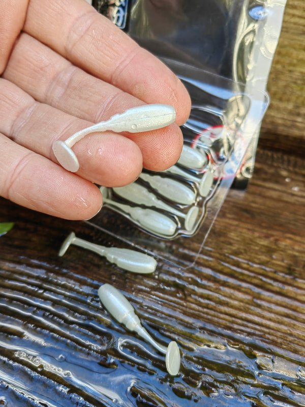 TICT Bomb Shad 1,5″ — 27 Silver Powder Pearl White Glow — zdjęcie Rybomania