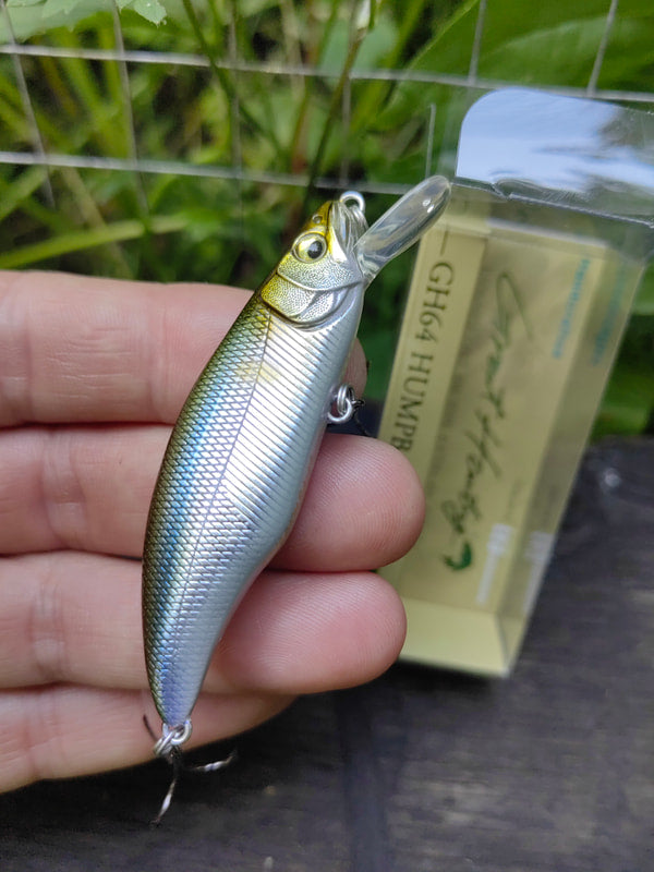 Megabass GH64 Humpback — TSA Takumi Setsuki Ayu #05 — zdjęcie Rybomania