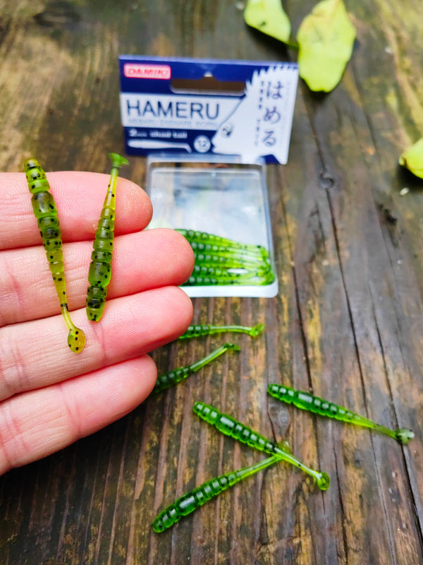 Damiki Hameru Worm A (ST) 2″ — 304 Watermelon Black · 12 szt. — zdjęcie Rybomania