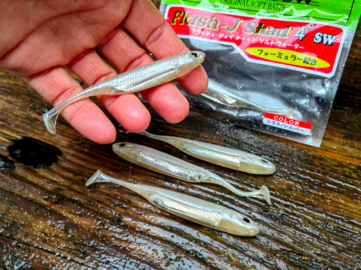Kopyto Flash-J Shad SW 4" SHIRASU/SILVER #100 — zdjęcie Rybomania