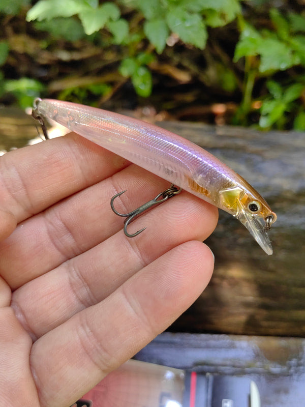 Jackall Lill Bill Wild 75F — SCP Sexy Clear Pink — zdjęcie Rybomania