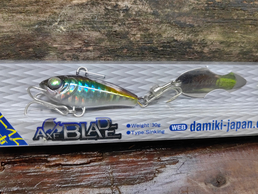Damiki AxeBlade 30 g — Zielony grzbiet, złoty bok — zdjęcie Rybomania