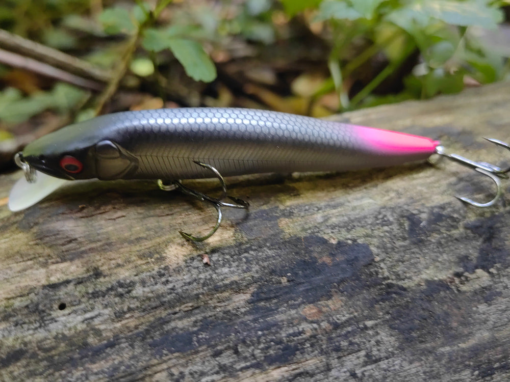Megabass GH95 — FBPT #11 Frozen Black PT — zdjęcie Rybomania