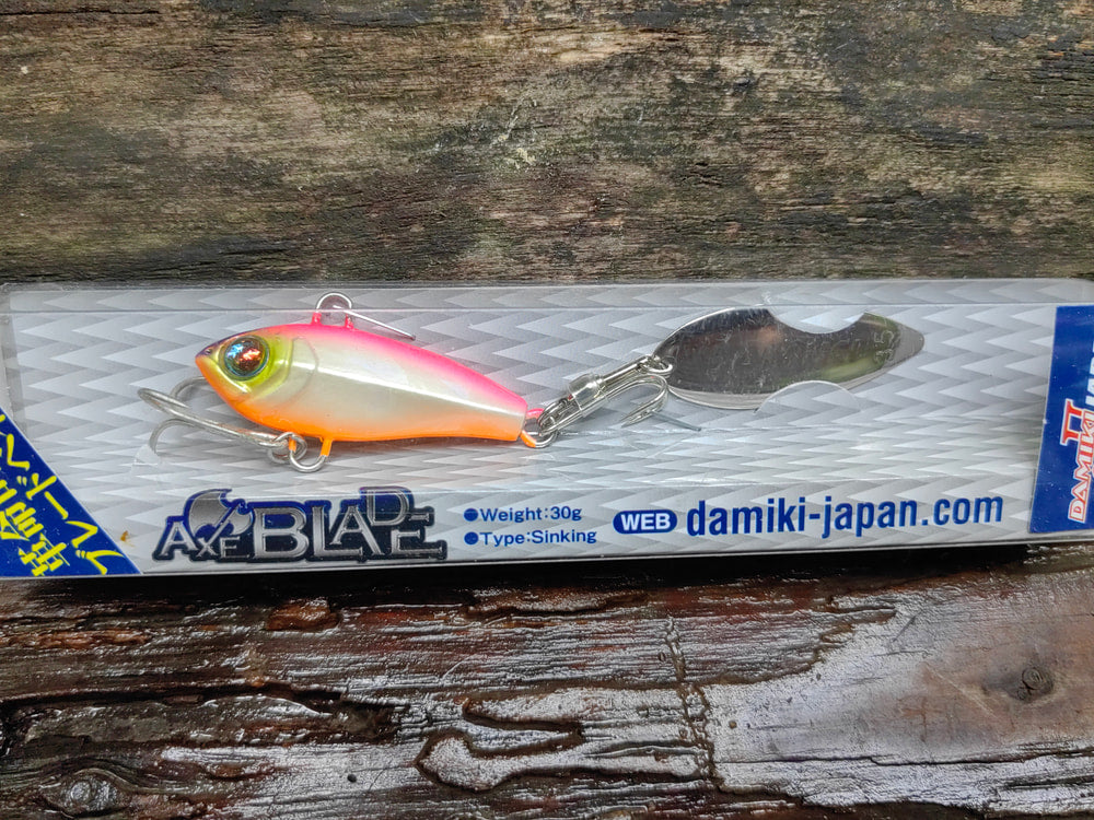 Damiki AxeBlade 30 g — Jasny bok, pomarańczowy brzuch — zdjęcie Rybomania