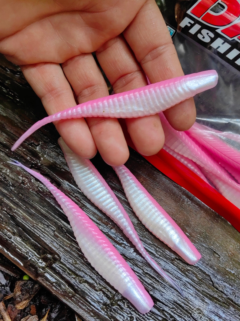 ARMOR SHAD PINK PEARL WHITE 2 #480 — zdjęcie Rybomania