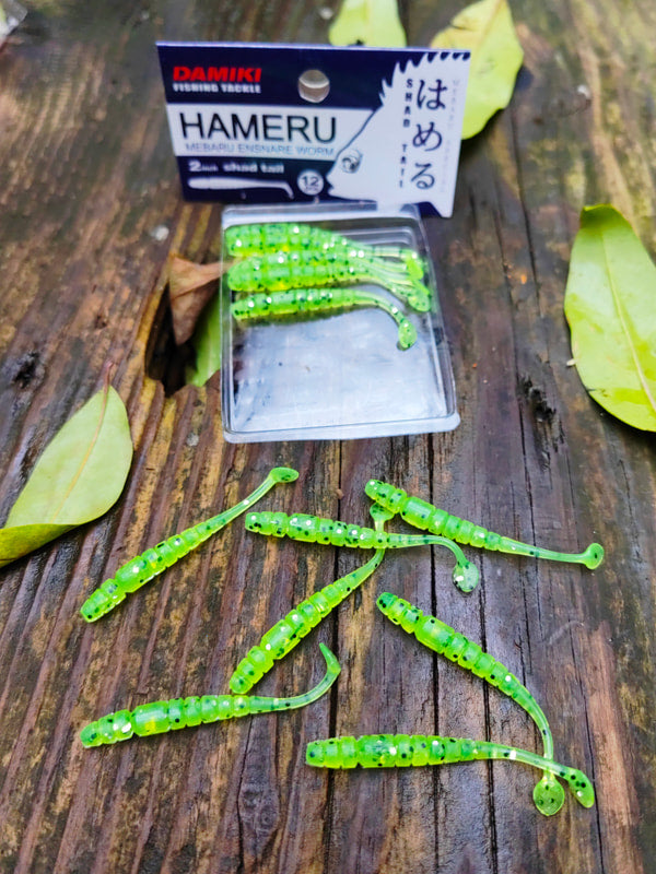 Damiki Hameru Worm A (ST) 2″ — 012 Chartreuse/Silver · 12 szt. — zdjęcie Rybomania