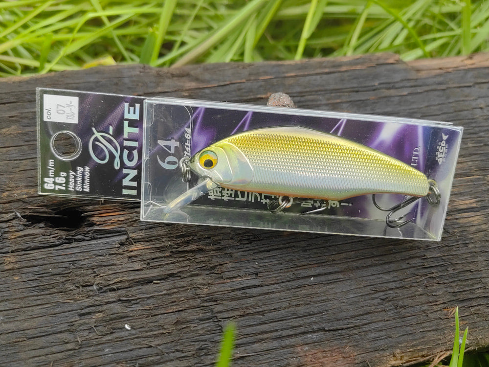 Smith D-Incite 64 — 07 TS Laser, etykieta modelu i koloru