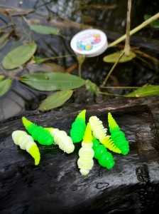 Larwa XL MIX Boroda Baits 40 mm /pstrąg/kleń/ser/