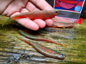 Ark Shad SPLIT 5"  204 MOTOR OIL RED