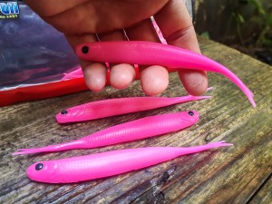 Anchovy Shad SPLIT 5" 438 HOT PINK