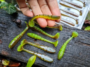 8 szt. Kopyto X ZONE Mini Swammer 7 cm #Warmouth 