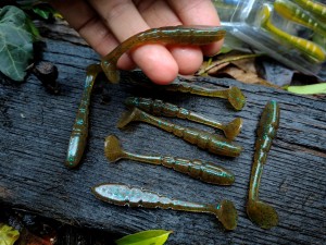 8 szt. Kopyto X ZONE Mini Swammer 7 cm #Green Pumpkin Blue Flake