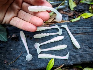 8 szt. Kopyto X ZONE Mini Swammer 7 cm # Ghost Shad