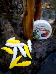 Larwa MIX Boroda Baits 35 mm /pstrąg/kleń/ser/